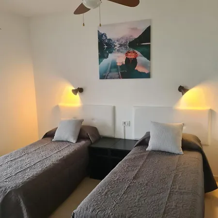 Zafiro,s Appartement *